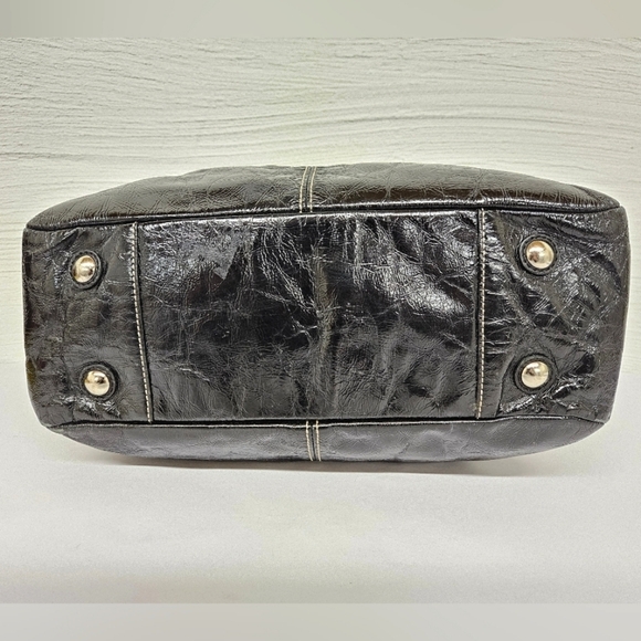 Coach Gallery Zippered Tote Bag in Black Patent Cowhide Leather F13761 - Picture 7 of 13